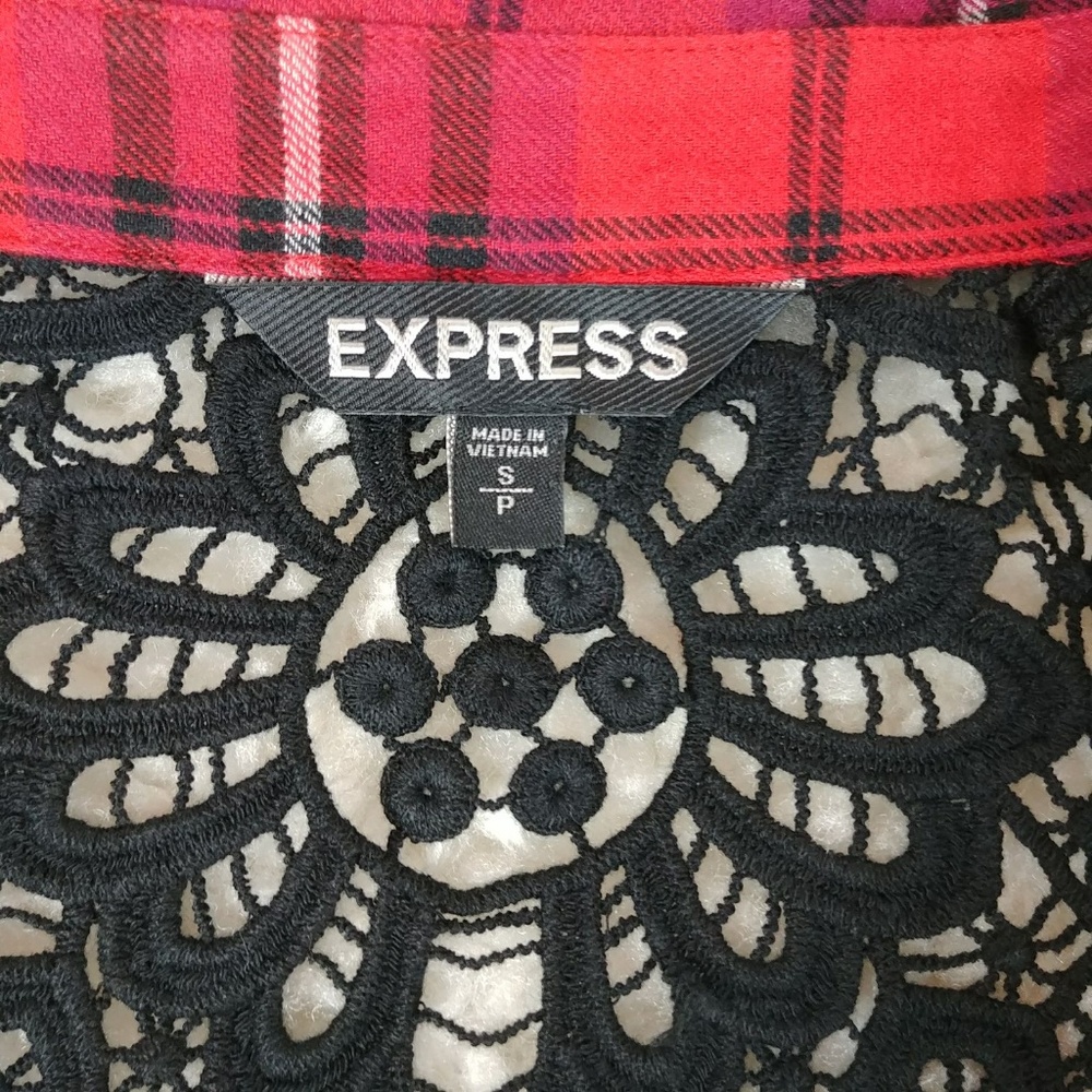 Express flannel red and black plaid button down - Picture 4 of 6